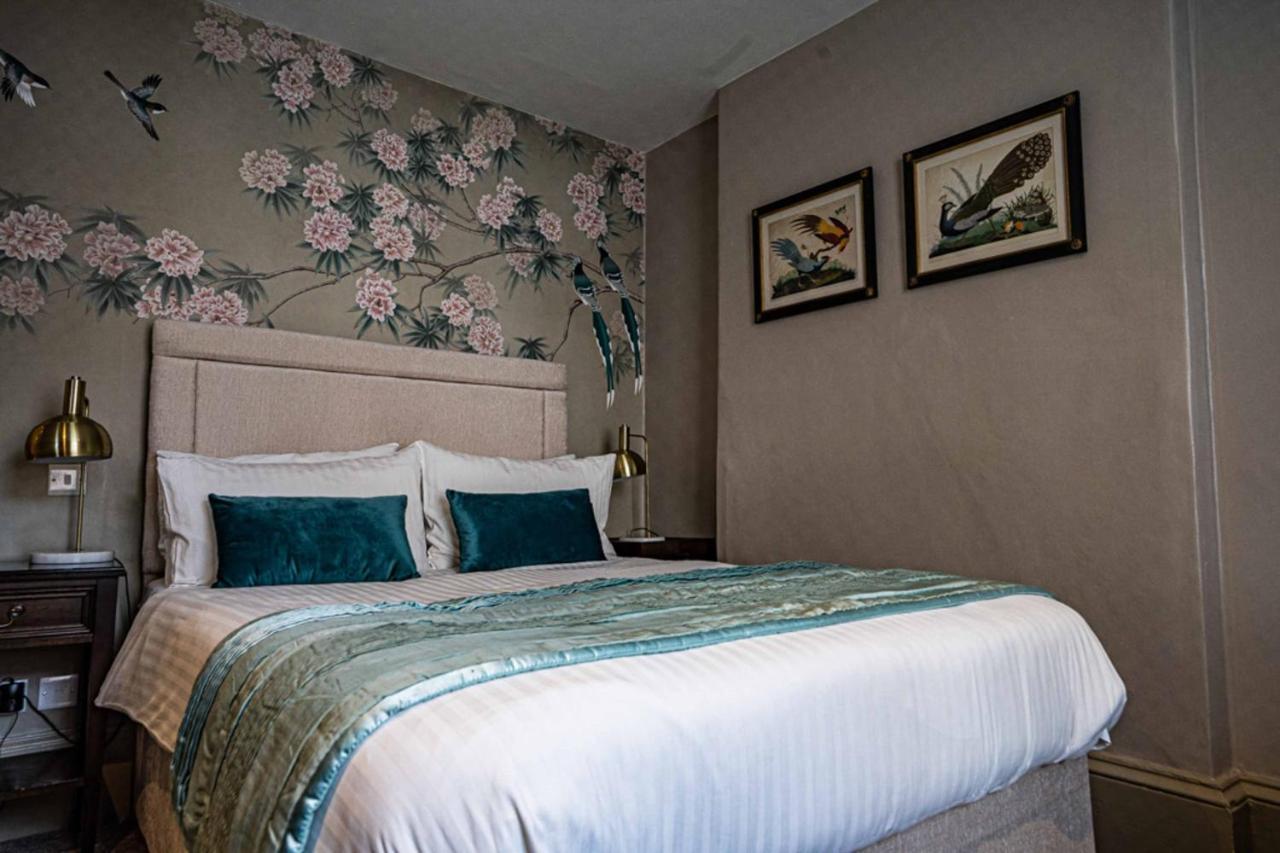 The Swan Hotel, Wells, Somerset Exterior photo