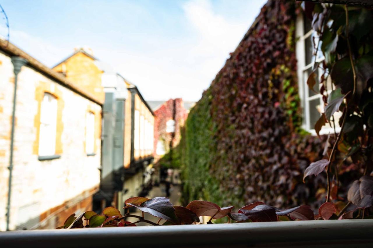 The Swan Hotel, Wells, Somerset Exterior photo